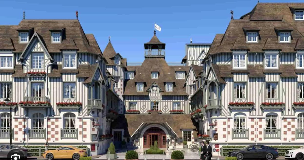 Grand Studio Hyper Centre Avec Balcon Tout Refait Mars 2025 Deauville Exterior foto